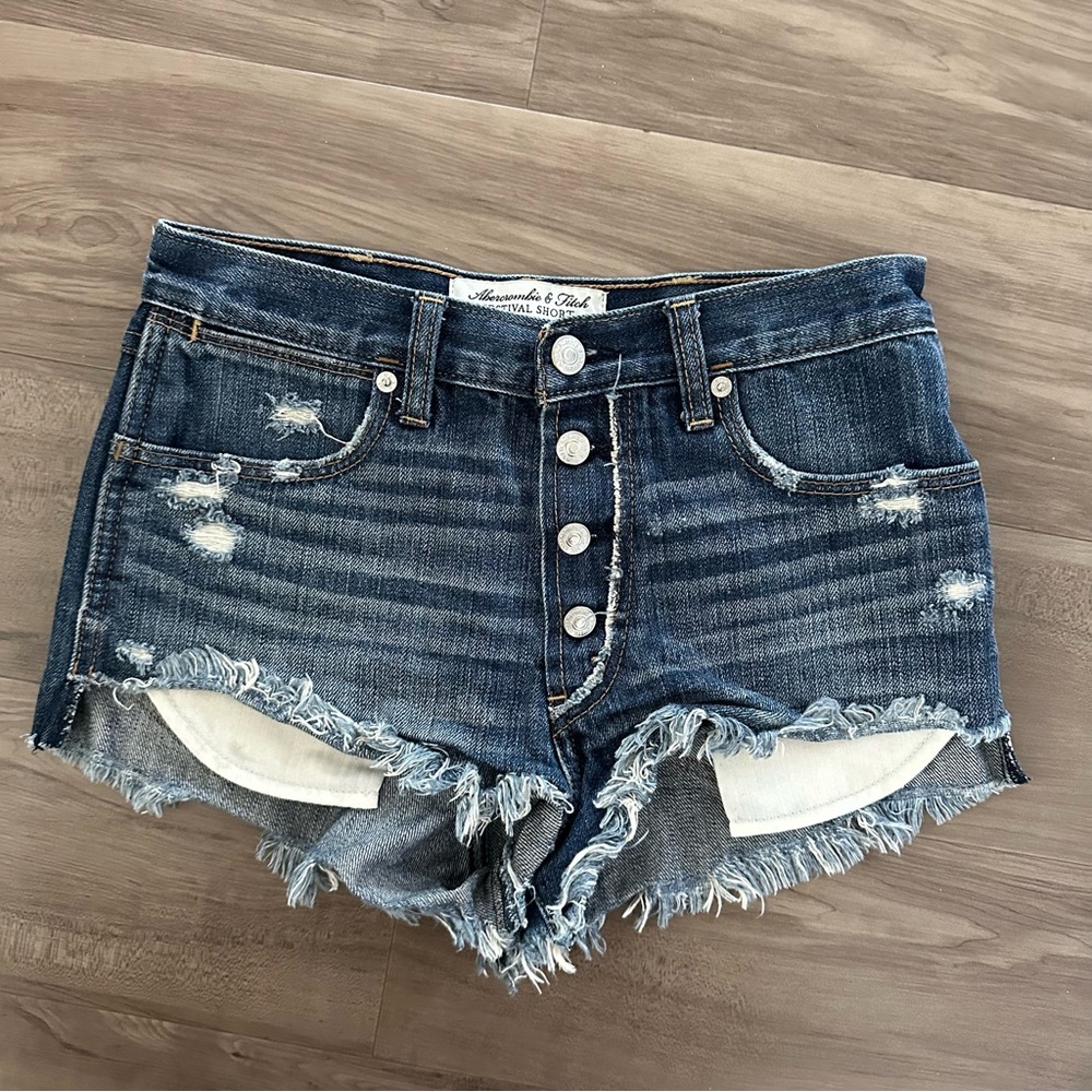Abercrombie & Fitch Festival Short 00
